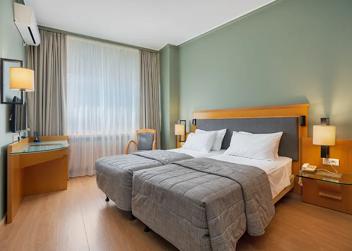Plaka Hotel Atene